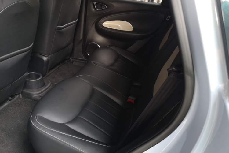 Used Wuling Bingo 2023 410 km Lingxi Deluxe Edition Left Rear Seat