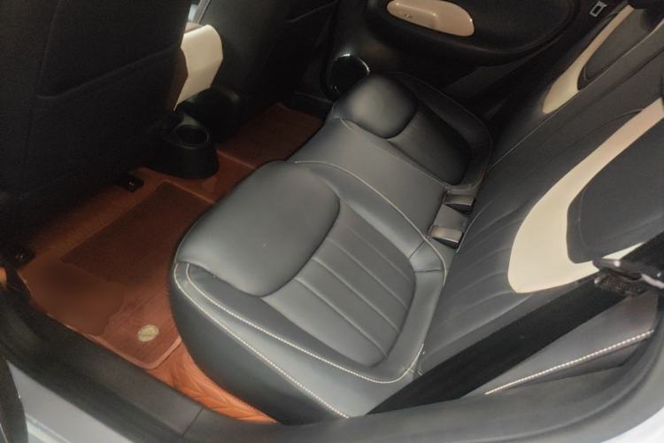 Used Wuling Bingo 2023 410 km Lingxi Deluxe Edition Left Rear Seat
