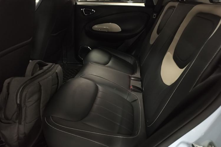 Used Wuling Bingo 2023 410 km Lingxi Deluxe Edition Left Rear Seat