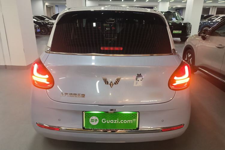 Used Wuling Bingo 2023 410 km Lingxi Deluxe Edition Rear
