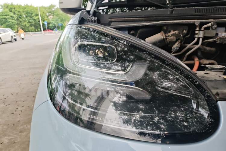 Used Wuling Bingo 2023 333 km Lingxi Connected Version Right Front Headlight