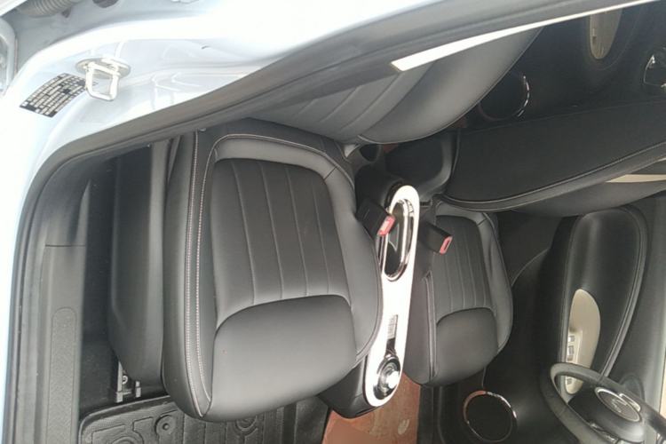 Used Wuling Bingo 2023 333 km Lingxi Connected+ Version Right Front Seat