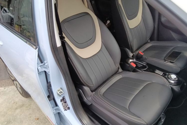 Used Wuling Bingo 2023 410 km Lingxi Deluxe Edition Right Front Seat