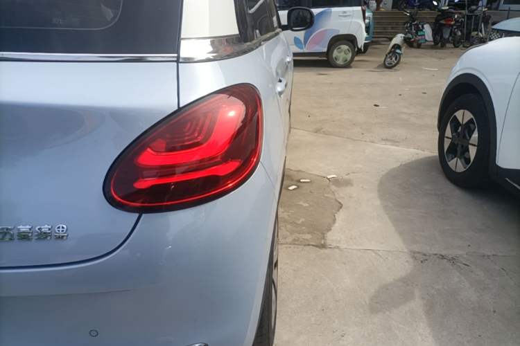 Used Wuling Bingo 2023 410 km Lingxi Deluxe Edition Right Rear Taillight