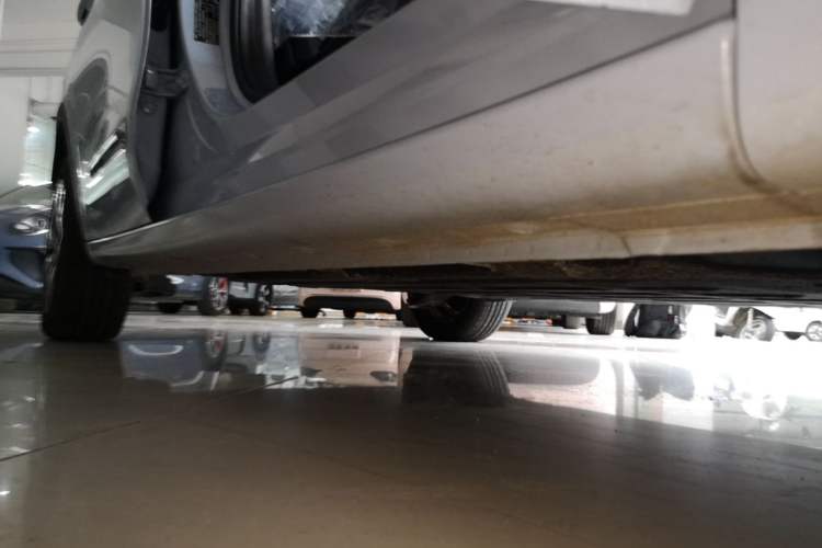 Used Wuling Bingo 2023 410 km Lingxi Deluxe Edition Right Side Sill