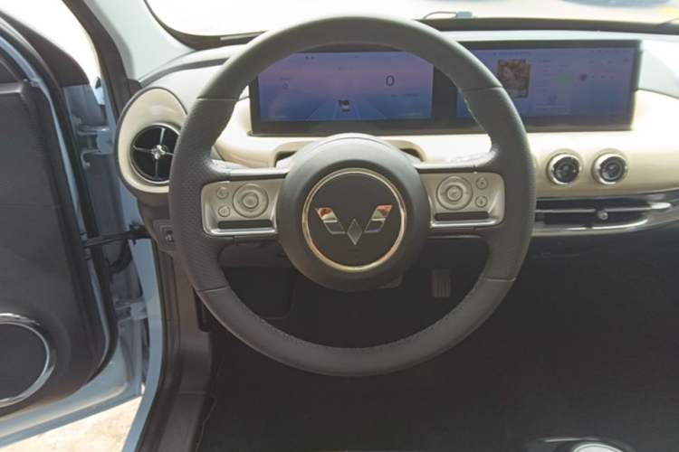 Used Wuling Bingo 2023 410 km Lingxi Deluxe Edition Steering Wheel