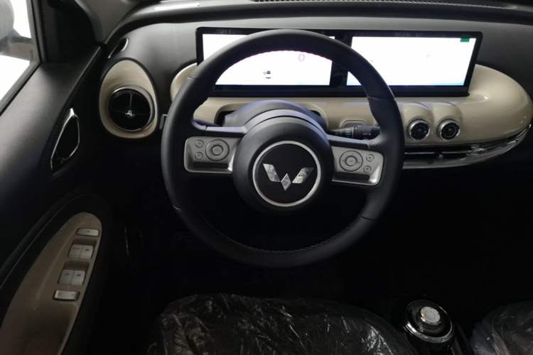 Used Wuling Bingo 2023 410 km Lingxi Deluxe Edition Steering Wheel