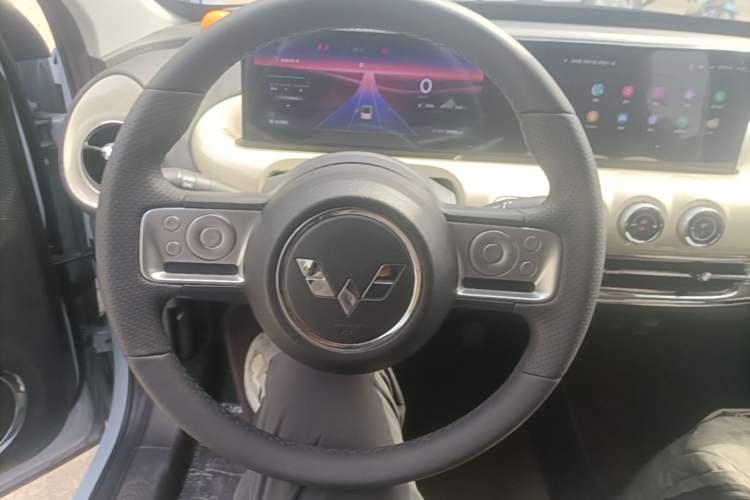 Used Wuling Bingo 2023 410 km Lingxi Deluxe Edition Steering Wheel