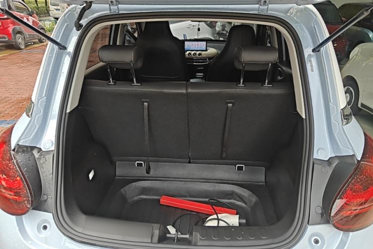 Used Wuling Bingo 2023 410 km Lingxi Deluxe Edition Trunk