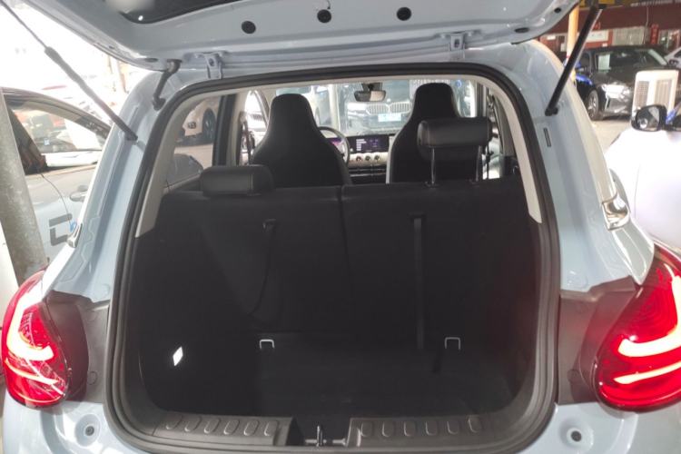 Used Wuling Bingo 2023 410 km Lingxi Deluxe Edition Trunk