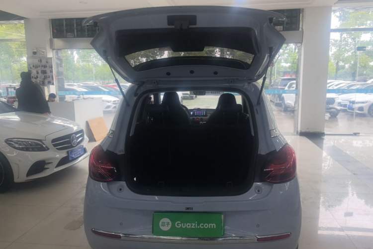 Used Wuling Bingo 2023 410 km Lingxi Deluxe Edition Trunk