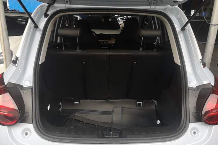 Used Wuling Bingo 2023 410 km Lingxi Deluxe Edition Trunk