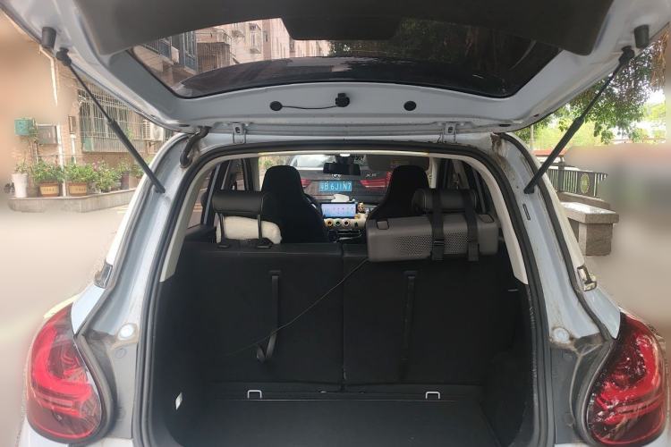 Used Wuling Bingo 2023 410 km Lingxi Deluxe Edition Trunk