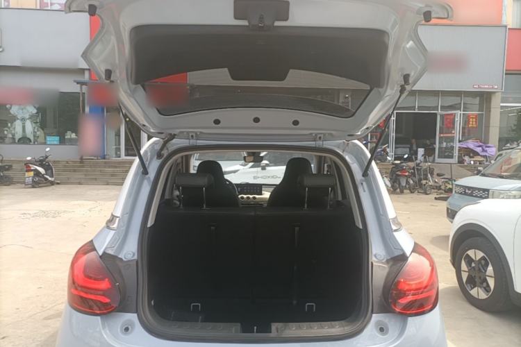 Used Wuling Bingo 2023 410 km Lingxi Deluxe Edition Trunk