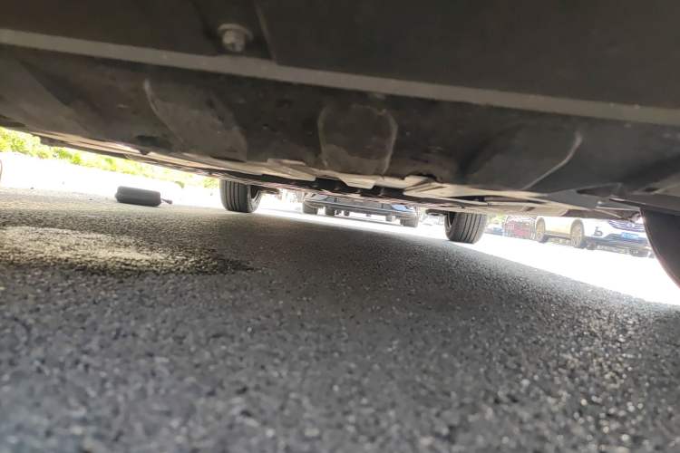 Used Wuling Bingo 2023 333 km Lingxi Connected+ Version Chassis Front