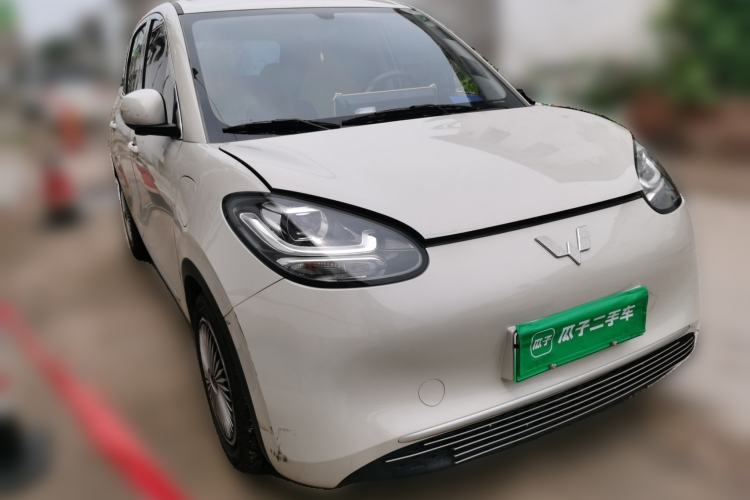 Used Wuling Bingo 2023 203km Light Edition Front Right 45 Deg