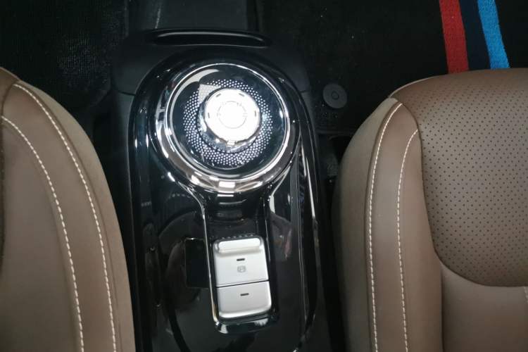 Used Wuling Bingo 2023 333 km Lingxi Connected Version Gear Lever