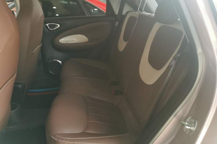 Used Wuling Bingo 2023 333 km Lingxi Connected Version Interior 1