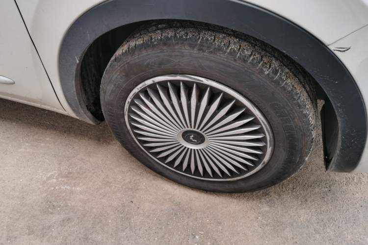 Used Wuling Bingo 2023 203km Light Edition Right Front Wheel Hub