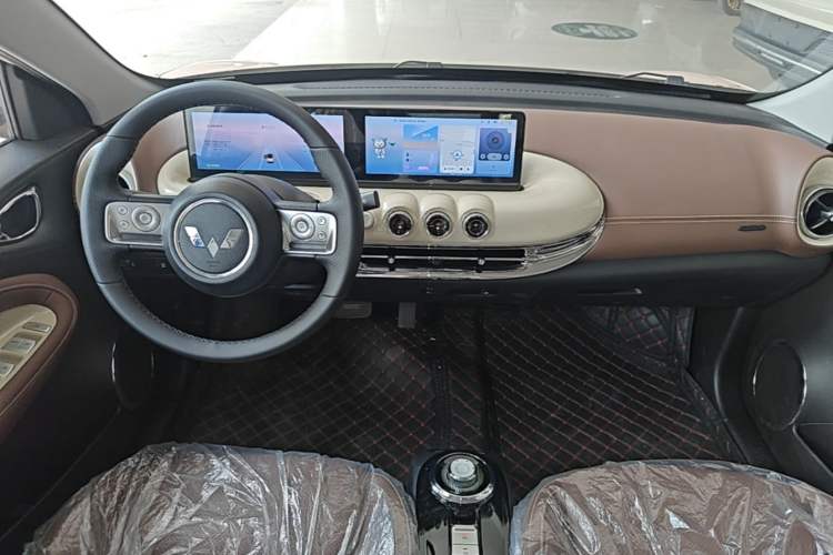 Used Wuling Bingo 2023 410 km Lingxi Deluxe Edition Center Console