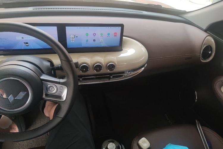 Used Wuling Bingo 2023 333 km Lingxi Connected+ Version Center Console