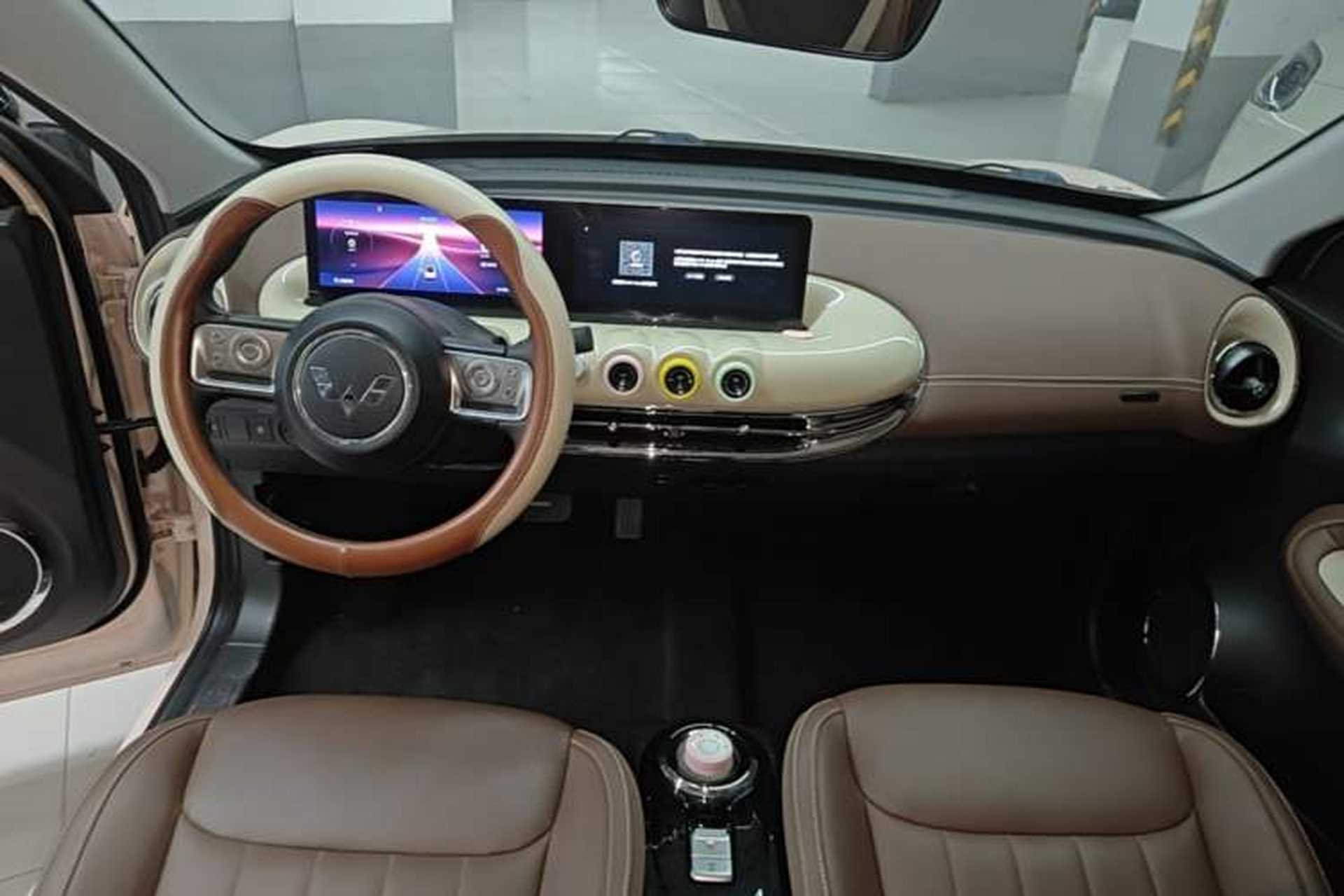 Used Wuling Bingo 2023 333 km Lingxi Connected+ Version Center Console