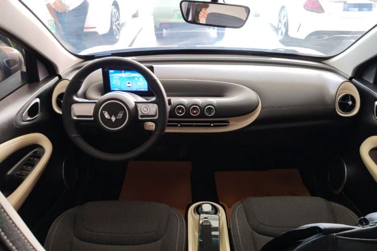Used Wuling Bingo 2023 203km Light Edition Center Console