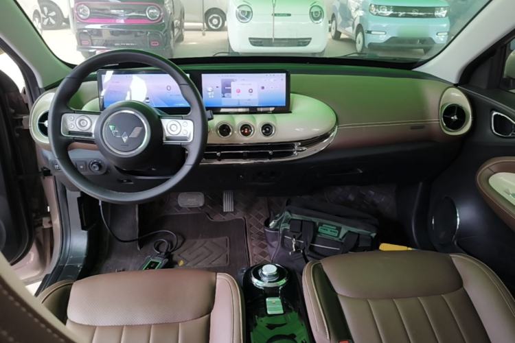 Used Wuling Bingo 2023 333 km Lingxi Connected Version Center Console