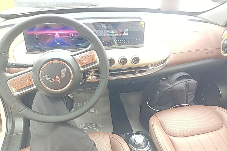 Used Wuling Bingo 2023 333 km Lingxi Connected+ Version Center Console
