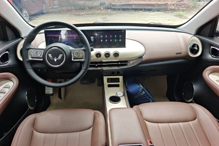 Used Wuling Bingo 2023 333 km Lingxi Connected+ Version Center Console