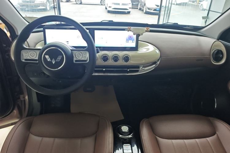 Used Wuling Bingo 2023 333 km Lingxi Connected Version Center Console