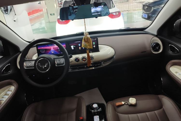 Used Wuling Bingo 2023 333 km Lingxi Connected Version Center Console