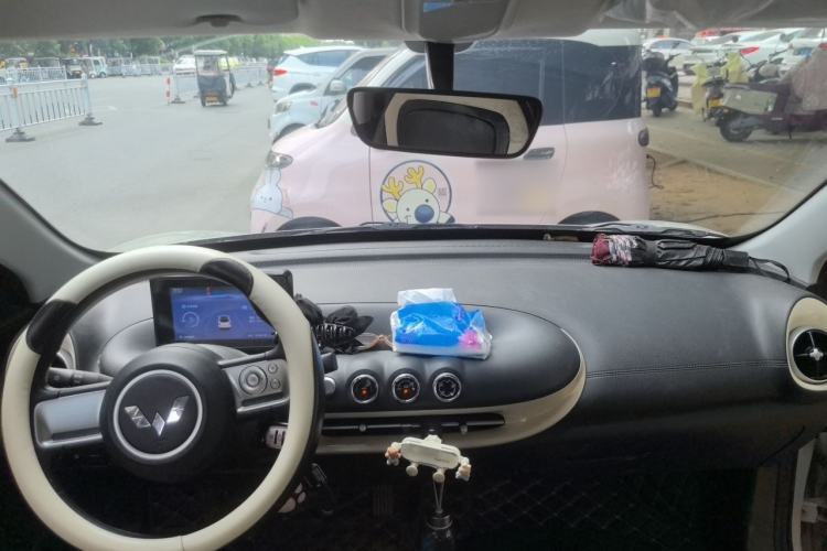 Used Wuling Bingo 2023 203km Light Edition Center Console
