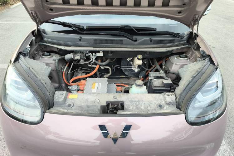 Used Wuling Bingo 2023 333 km Lingxi Connected Version Engine Bay