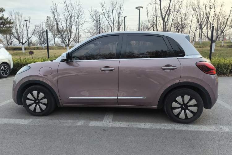 Used Wuling Bingo 2023 333 km Lingxi Connected Version Exterior 3