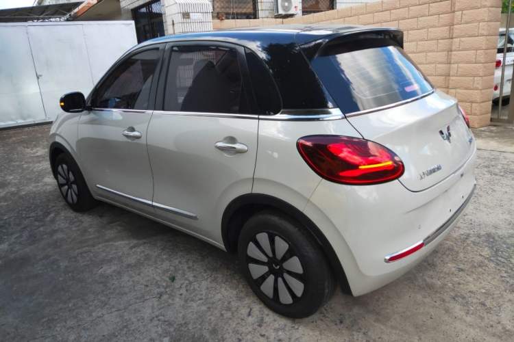 Used Wuling Bingo 2023 203km Light Edition Exterior 3