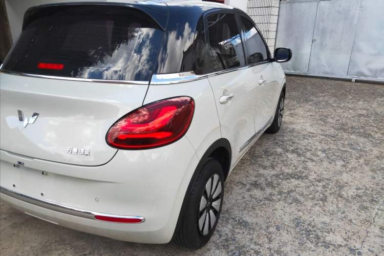 Used Wuling Bingo 2023 203km Light Edition Exterior 5