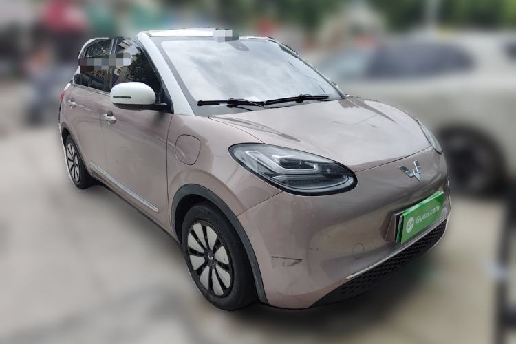 Used Wuling Bingo 2023 333 km Enjoyment Version Front Right 45 Deg