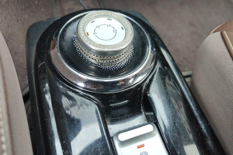 Used Wuling Bingo 2023 333 km Enjoyment Version Gear Lever