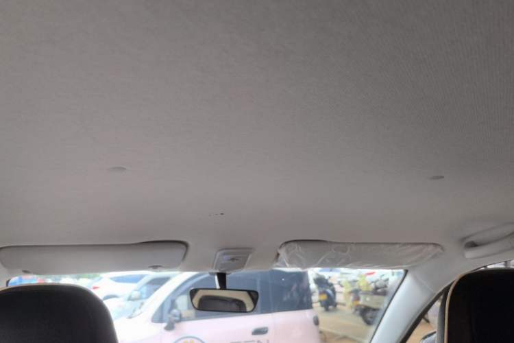 Used Wuling Bingo 2023 203km Light Edition Headliner