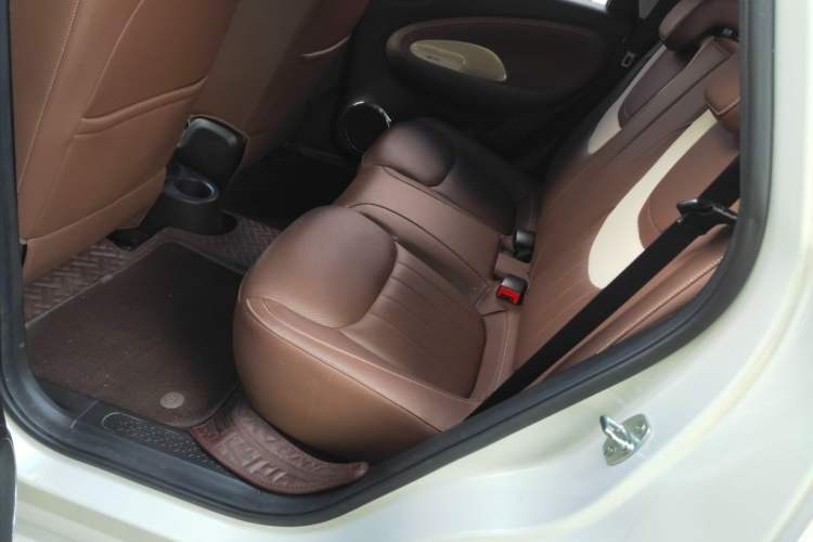 Used Wuling Bingo 2023 203km Light Edition Interior 7
