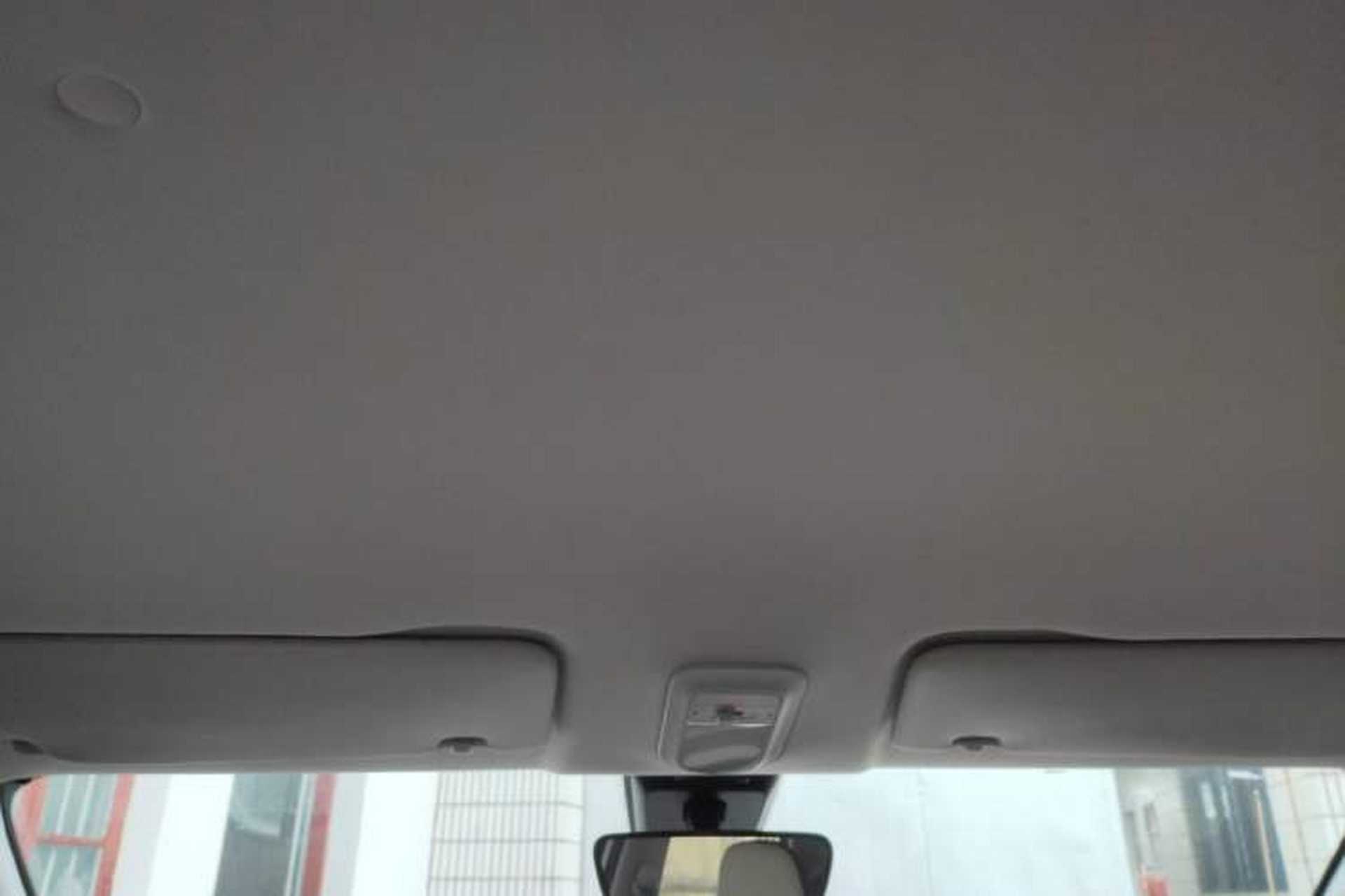Used Wuling Bingo 2023 203km Light Edition Interior 8