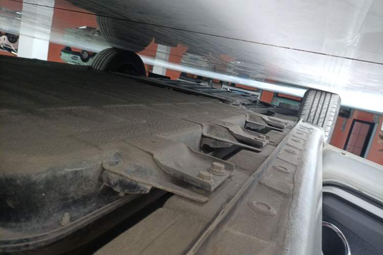 Used Wuling Bingo 2023 333 km Lingxi Connected+ Version Left Side Sill