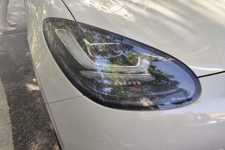 Used Wuling Bingo 2023 203km Comfort Edition Right Front Headlight
