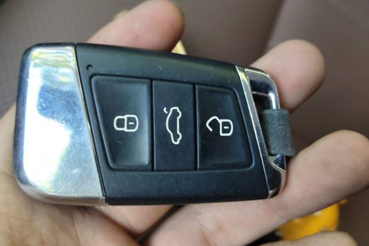 Used Wuling Bingo 2023 203km Comfort Edition Vehicle Key