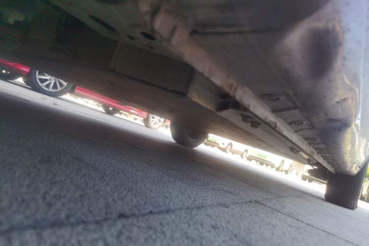 Used Wuling Bingo 2023 333 km Lingxi Connected Version Chassis Front Left
