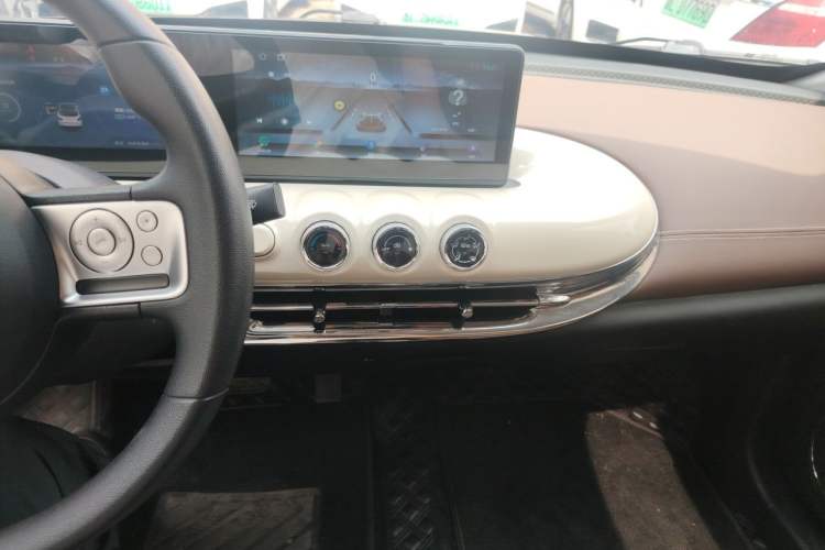 Used Wuling Bingo 2023 333 km Enjoyment Version Audio And AC Panel