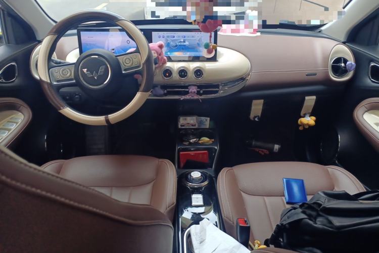 Used Wuling Bingo 2023 333 km Lingxi Connected Version Center Console