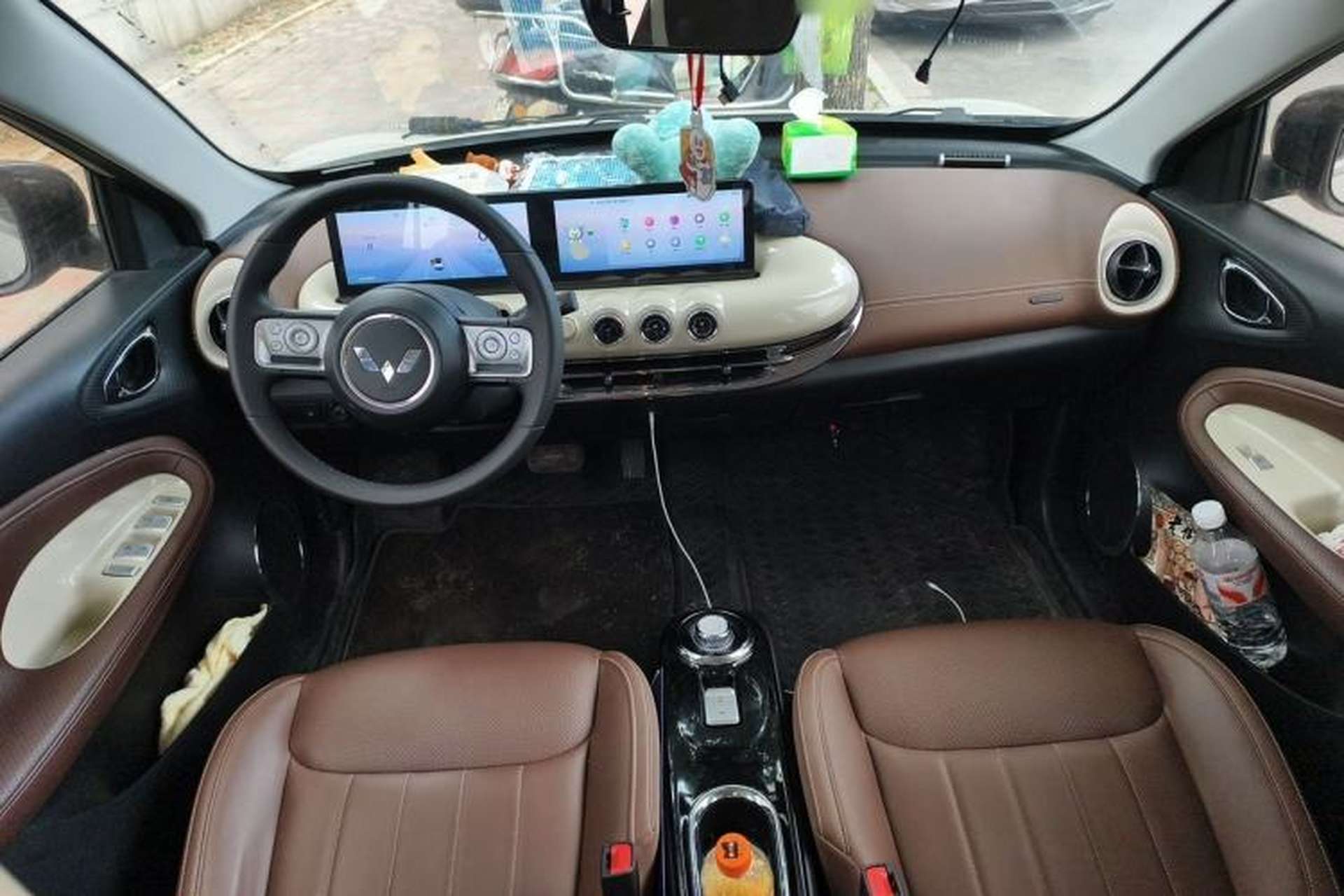 Used Wuling Bingo 2023 333 km Lingxi Connected Version Center Console