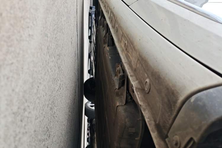 Used Wuling Bingo 2023 410 km Lingxi Deluxe Edition Chassis Rear Left